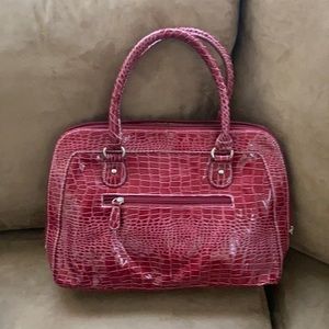 NWOT - women’s croco print handbag